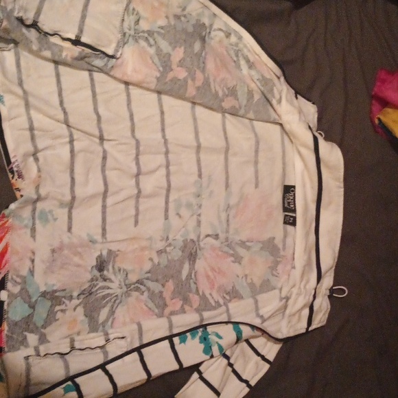 Onque Casual zip up jacket, size Petite Small - Picture 3 of 3